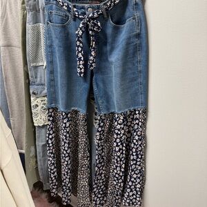 Free people up-cycled jeans size 30 curvy style